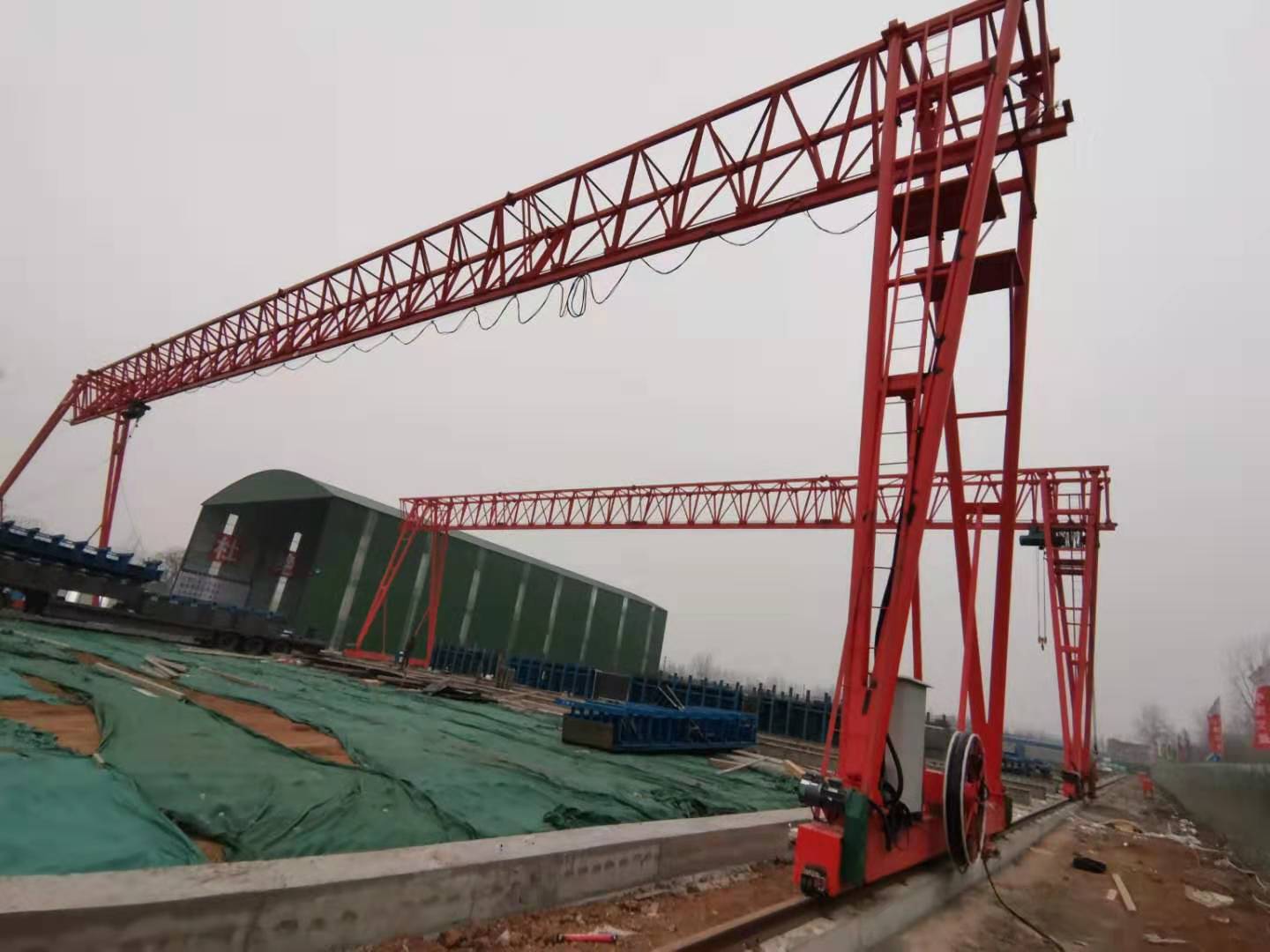 中國交建基礎建設集團，310國道改擴建洛陽新安段，ME90+90/10t-43m-9m一臺，MH10t-43m-9m-2臺，MH5t-22m-9m-1臺